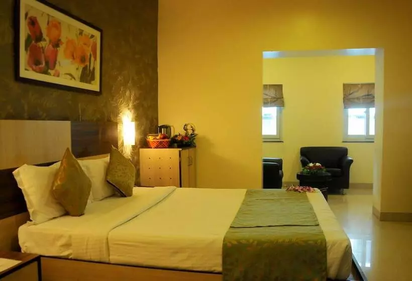 هتل Madhav International Pune Railway Station