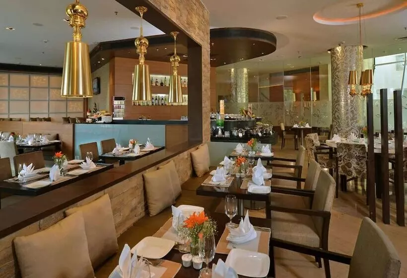 酒店 Majestic Court Sarovar Portico Navi Mumbai