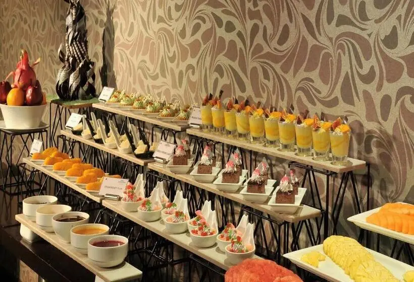 ホテル Majestic Court Sarovar Portico Navi Mumbai