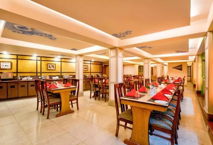 Summit Ttakshang Residency Hotel & Spa Mg Marg