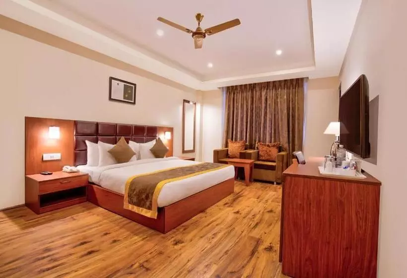 Summit Ttakshang Residency Hotel & Spa Mg Marg