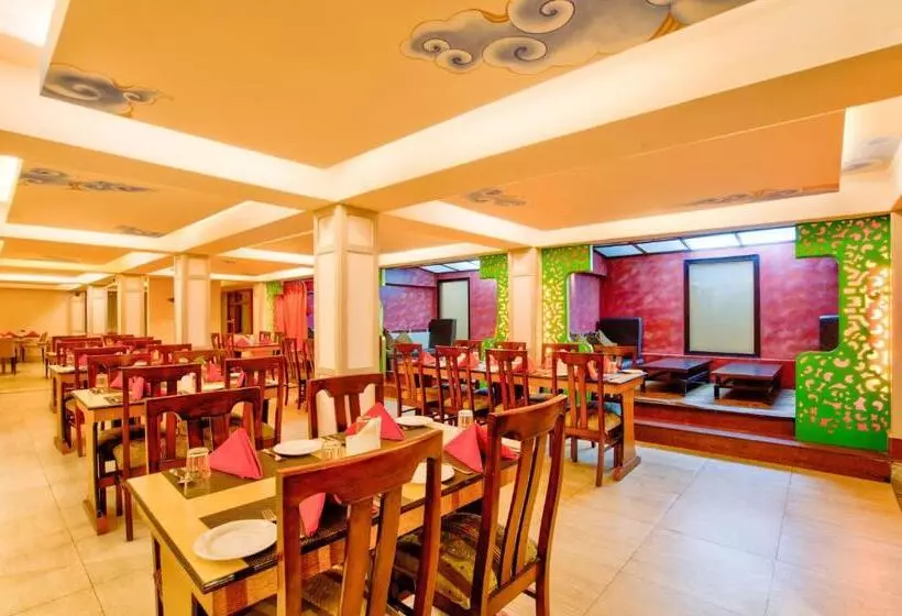 Summit Ttakshang Residency Hotel & Spa Mg Marg