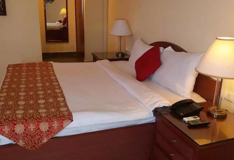 ホテル The Chariot Resort & Spa
