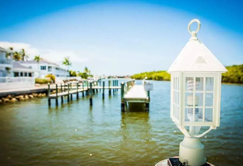 モーテル The Boathouse