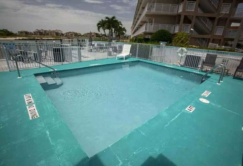 モーテル The Boathouse