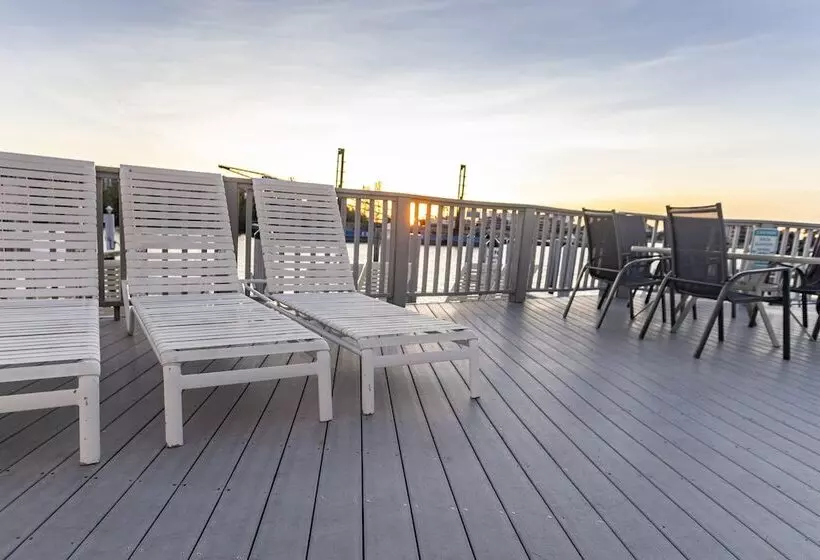 モーテル The Boathouse