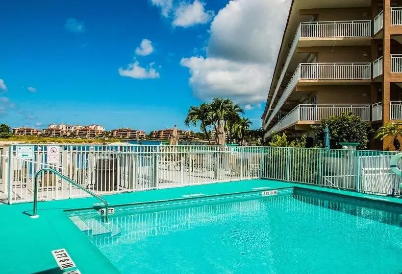 モーテル The Boathouse