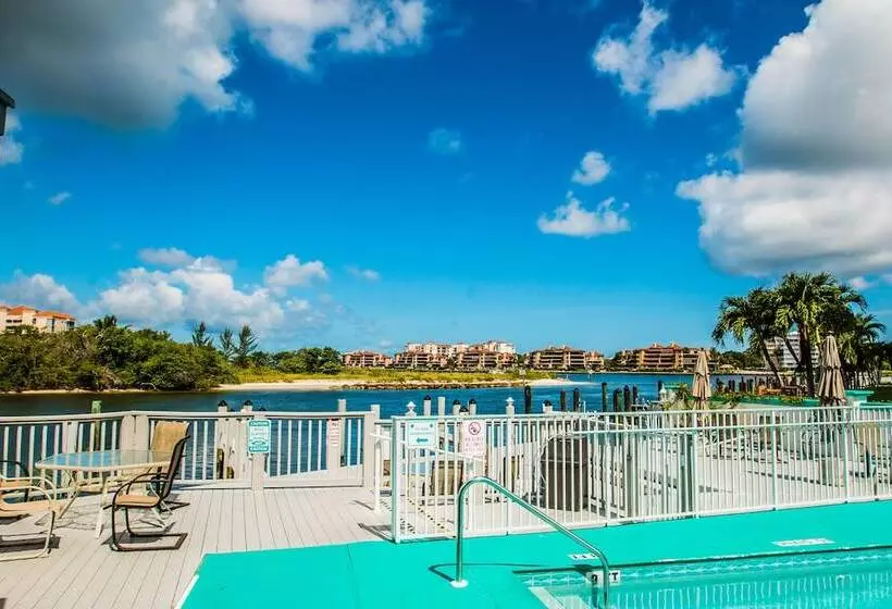 モーテル The Boathouse