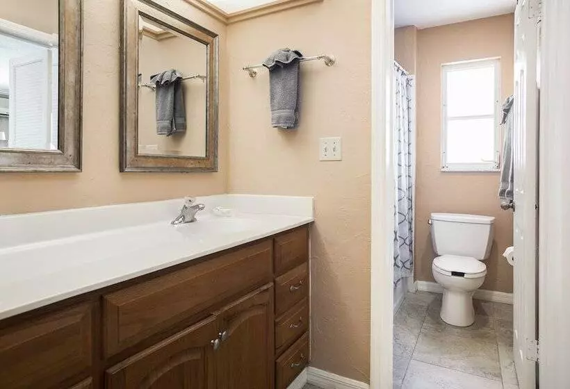 モーテル The Boathouse