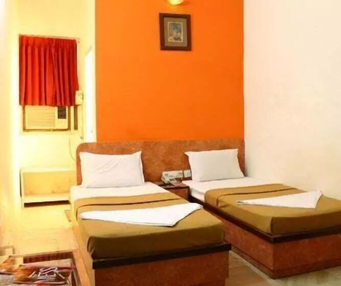Omr Guest House