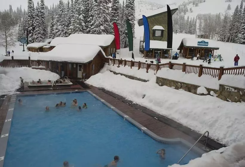 Teewinot Lodge By Grand Targhee Resort