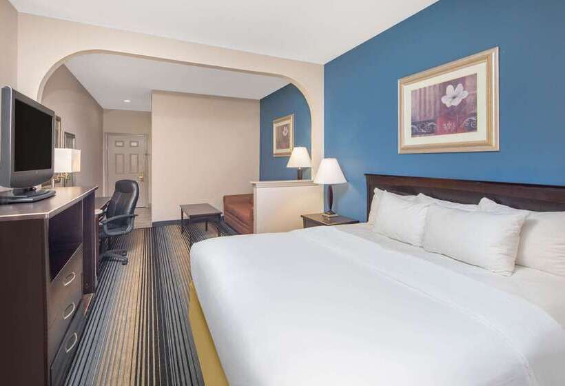 Отель Baymont By Wyndham Laurel