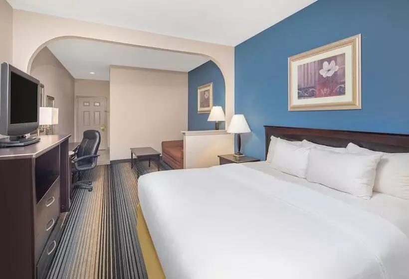 בית מלון כפרי Baymont By Wyndham Laurel