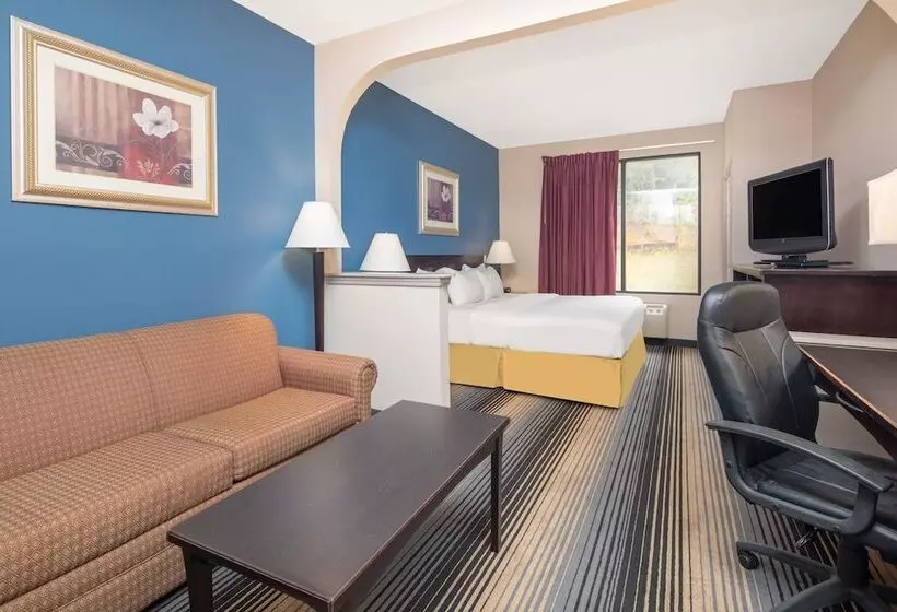 בית מלון כפרי Baymont By Wyndham Laurel