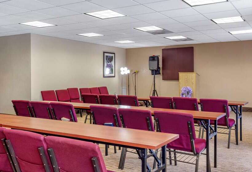 فندق Comfort Suites Clayton  Garner