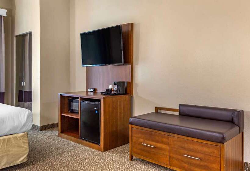 فندق Comfort Suites Clayton  Garner