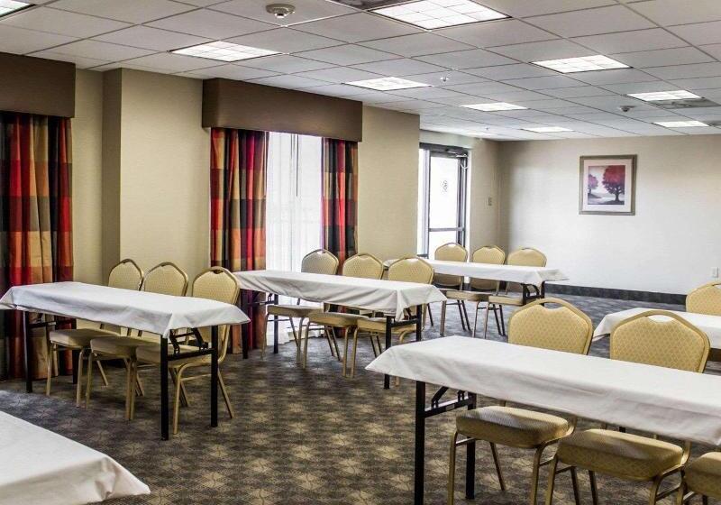 فندق Comfort Suites Clayton  Garner