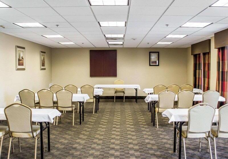 فندق Comfort Suites Clayton  Garner