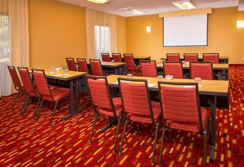 酒店 Courtyard Manassas Battlefield Park