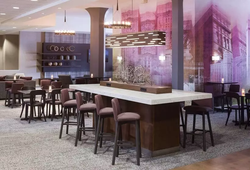 هتل Courtyard Omaha Downtown/old Market Area