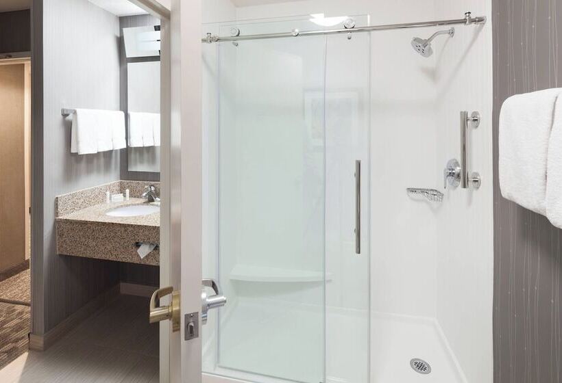 호텔 Courtyard Omaha Downtown/old Market Area