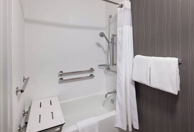 호텔 Courtyard Omaha Downtown/old Market Area