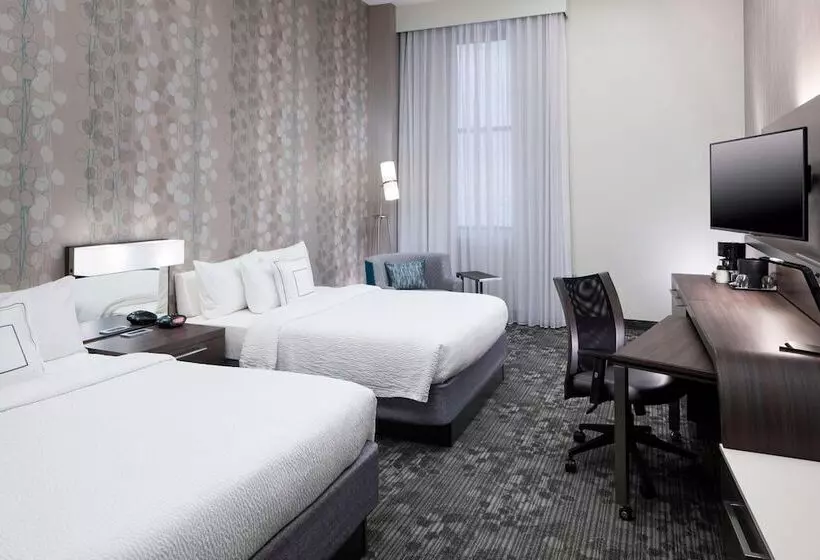 هتل Courtyard Omaha Downtown/old Market Area