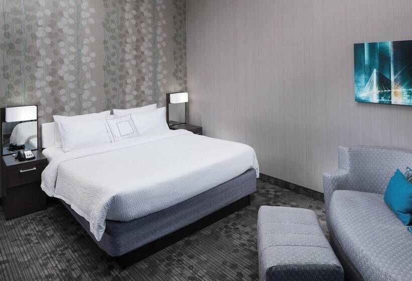 호텔 Courtyard Omaha Downtown/old Market Area