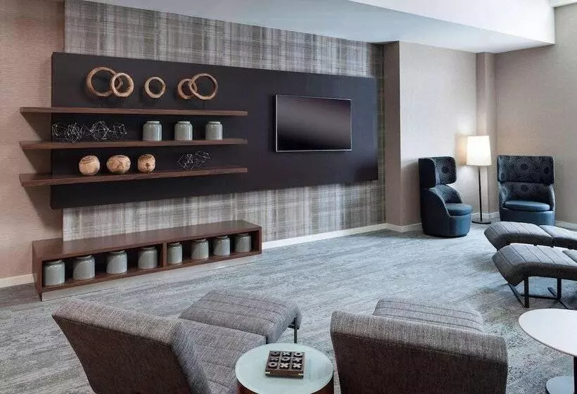 هتل Courtyard Omaha Downtown/old Market Area