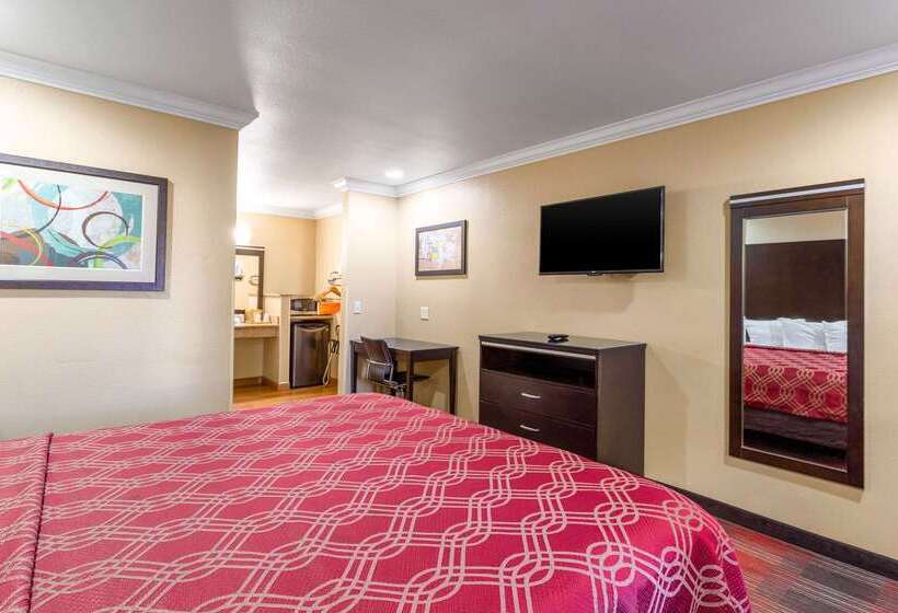 فندق Econo Lodge Inn & Suites Escondido Downtown