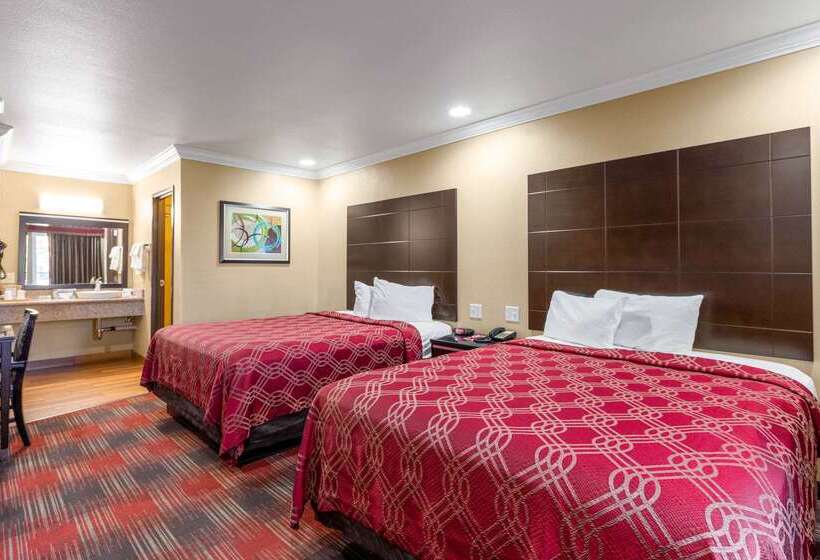فندق Econo Lodge Inn & Suites Escondido Downtown