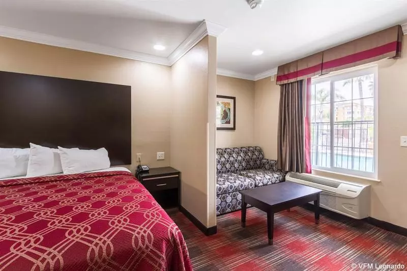 酒店 Econo Lodge Inn & Suites Escondido Downtown