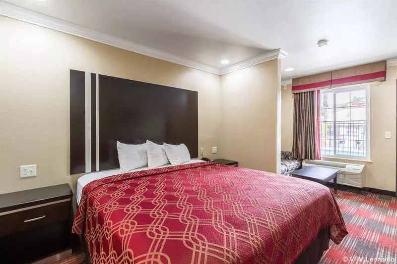 酒店 Econo Lodge Inn & Suites Escondido Downtown