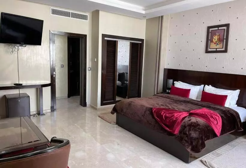 ホテル La Capitale