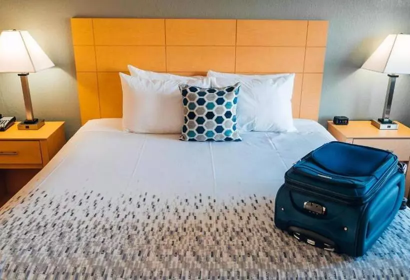 Отель Quiet Corner Inn