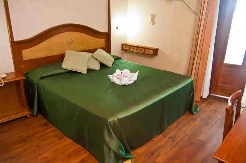 هتل Truj Swan S Cay