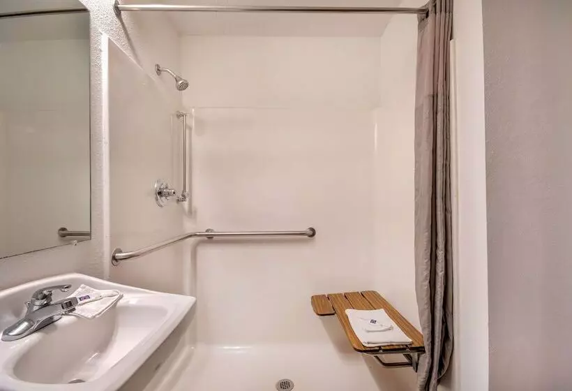 Motel 6 Walton, Ky  Richwood  Cincinnati Airport South