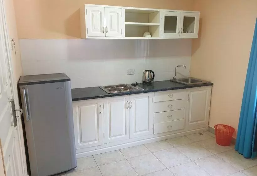 هتل Djembe Beach Resort