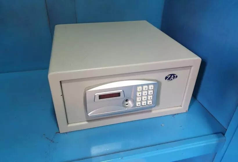 هتل Djembe Beach Resort