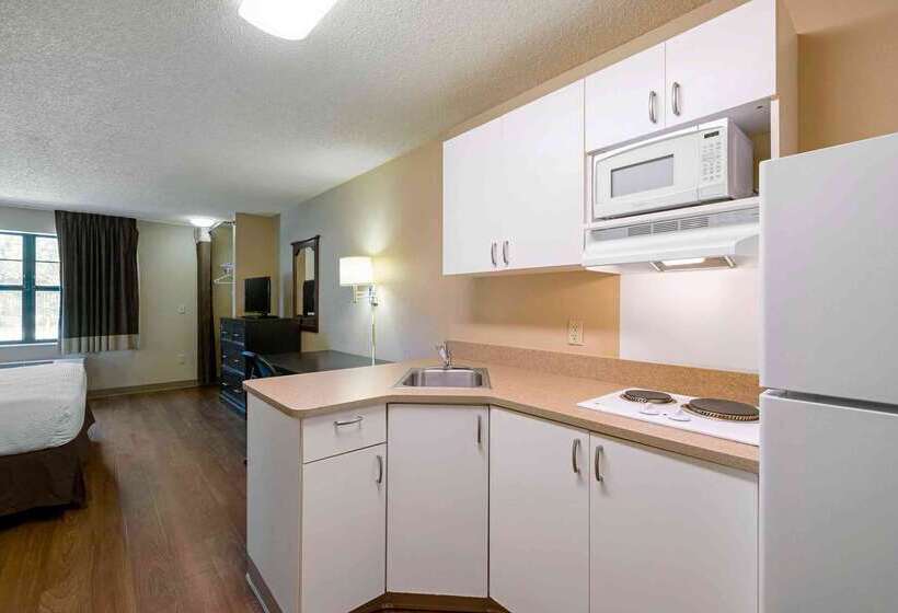 Extended Stay America Suites  San Diego  Carlsbad Village By The Sea