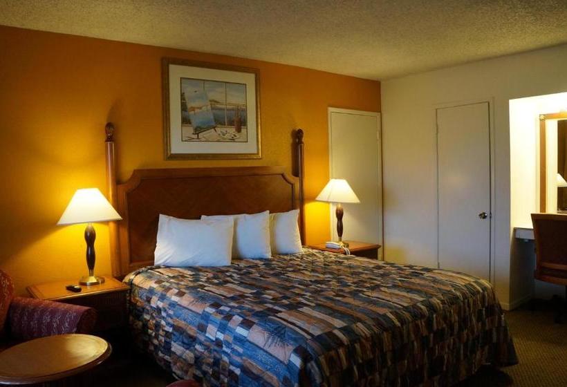 酒店 Classic Inn Red Bluff