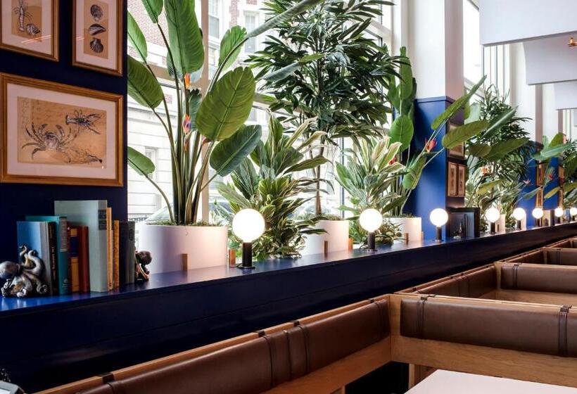 فندق Commonwealth