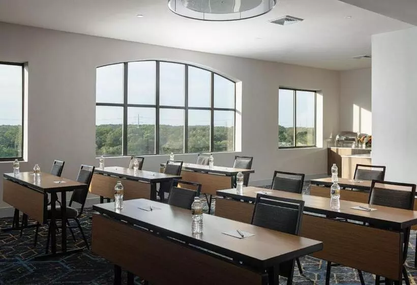 Hôtel Courtyard Long Island Macarthur Airport