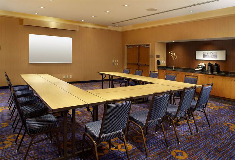 Отель Courtyard By Marriott Pittsburgh Shadyside
