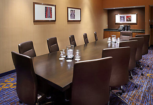 Отель Courtyard By Marriott Pittsburgh Shadyside