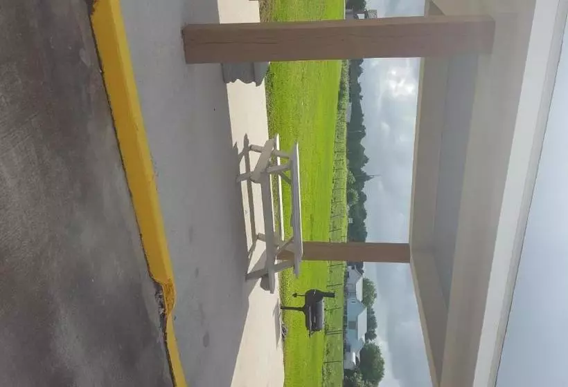 Отель Days Inn By Wyndham Galliano La