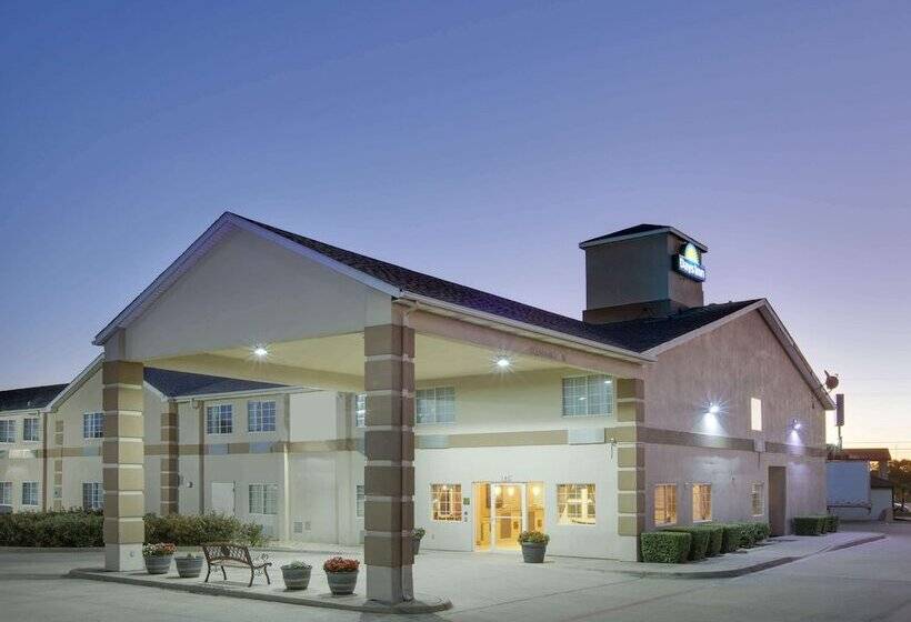 Отель Days Inn By Wyndham Mesquite Rodeo Tx