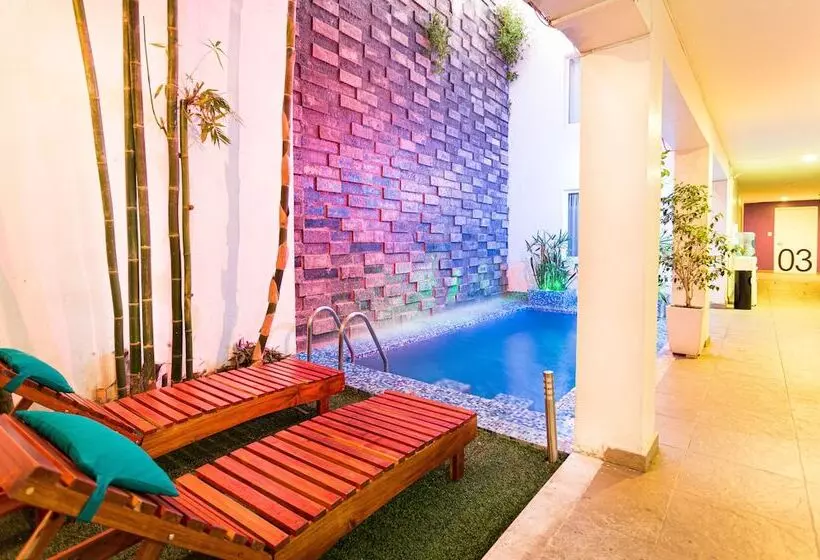 Отель Casa Nova, Merida