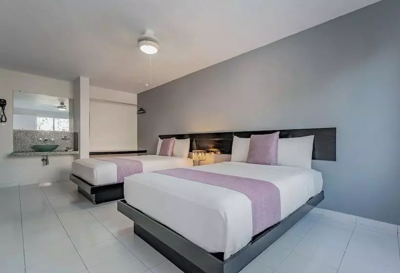 Отель Casa Nova, Merida