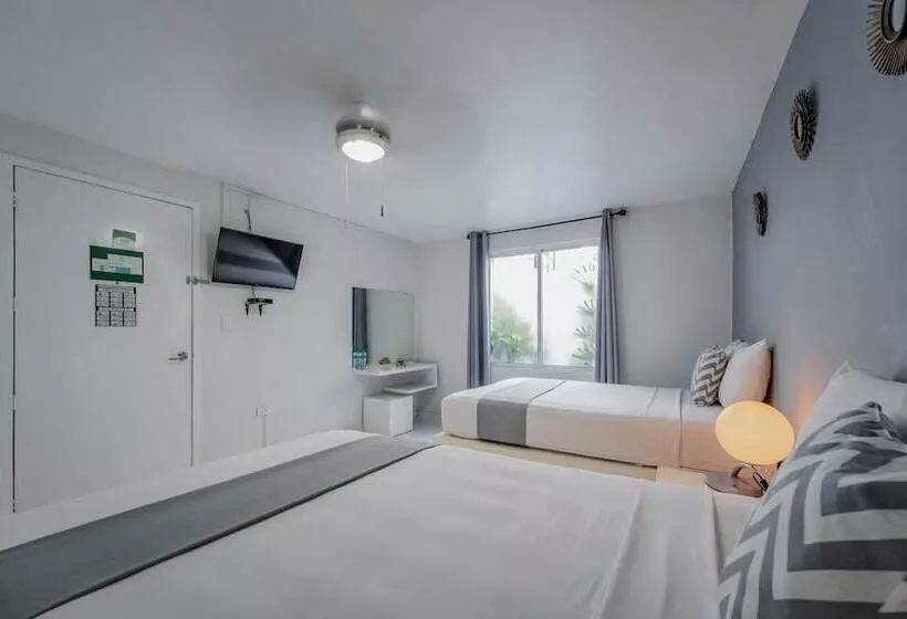 Отель Casa Nova, Merida